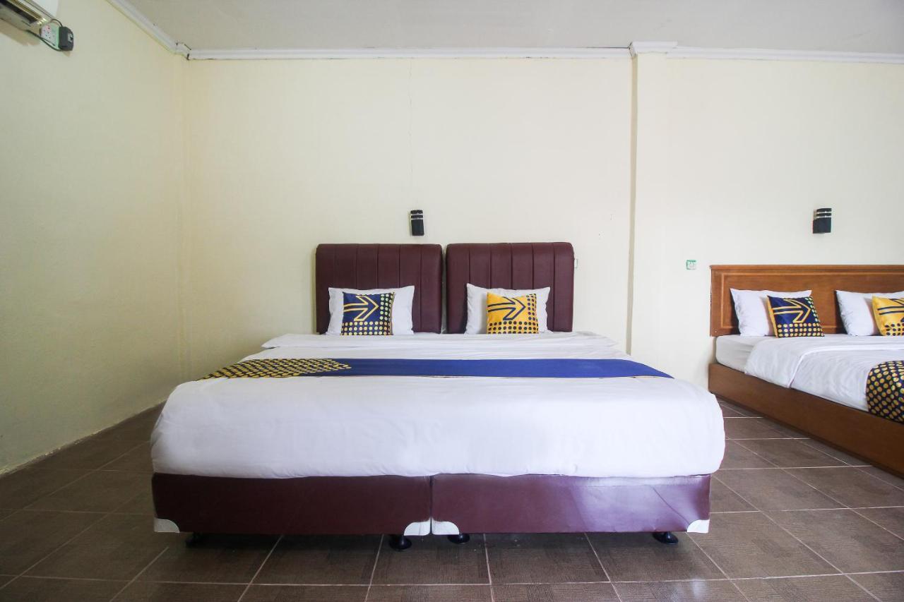 SPOT ON 2809 Hotel Yasmin Siak Sri Indrapura Exterior foto